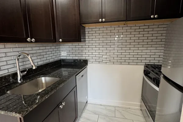 6830 North Sheridan Road #351