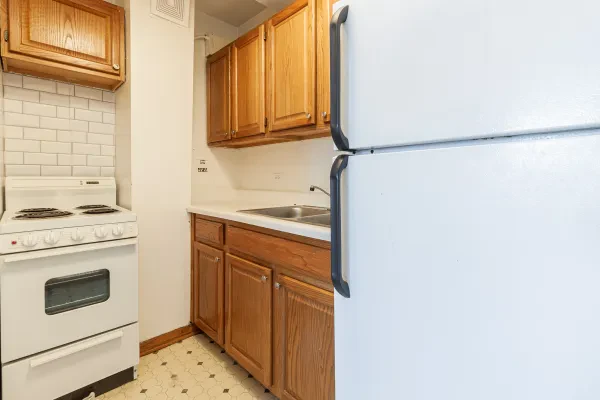 4180 North Marine Drive #1208