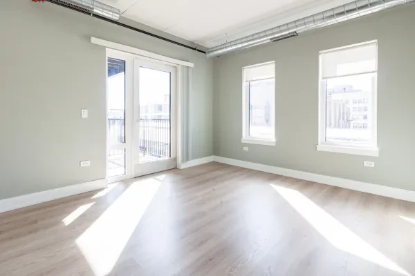 941 West Belmont Avenue #406