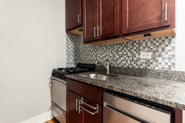 2906 North Mildred Avenue #O2