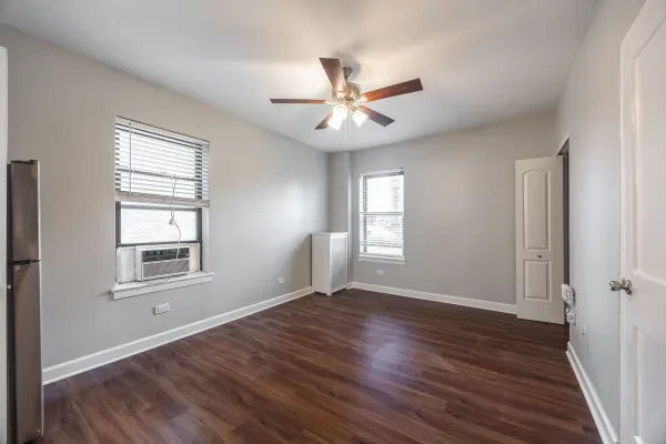 1140 North Lasalle Drive #522