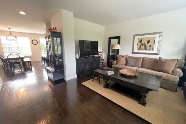 1234 Byrne Boulevard #1204