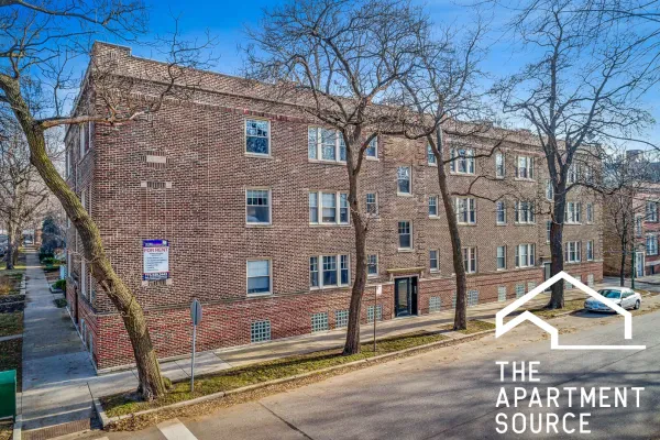 3451 North Wolcott Avenue #3