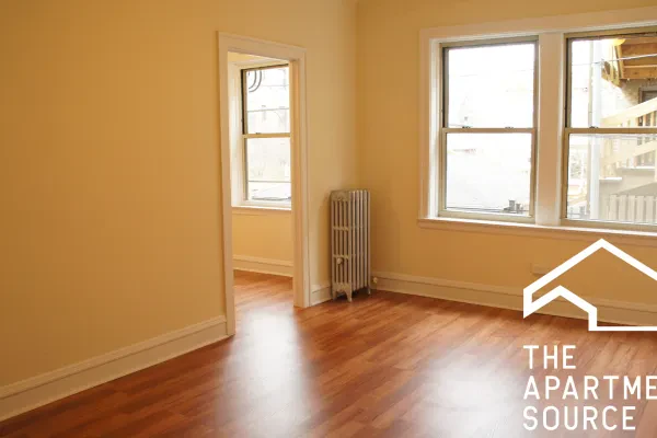 2536 North Sawyer Avenue #307