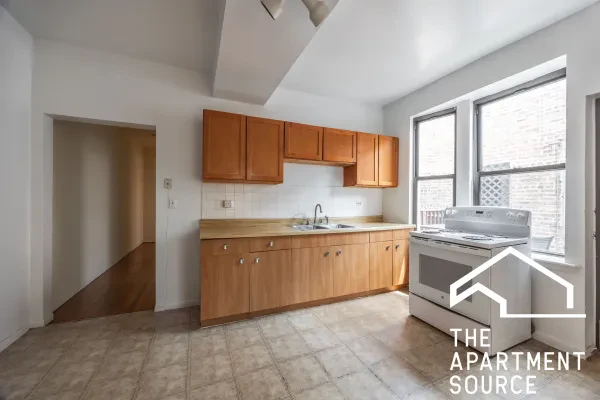 3147 West Medill Avenue #3