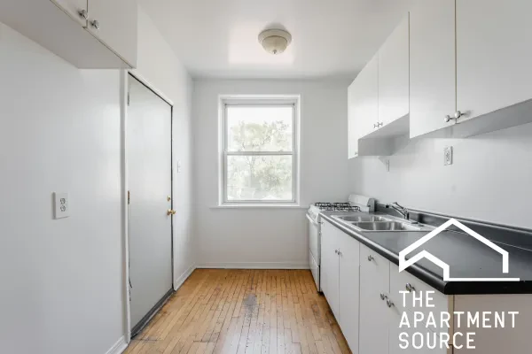 3042 West Wellington Avenue #2