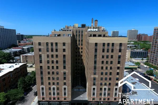 1020 West Lawrence Avenue #724