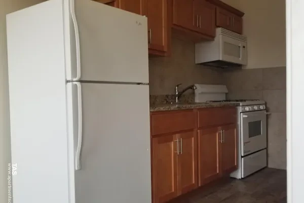 2712 North Milwaukee Avenue #208