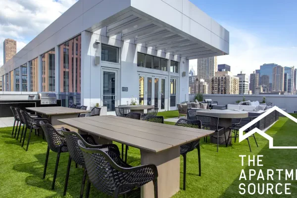 108 West Chicago Avenue #412