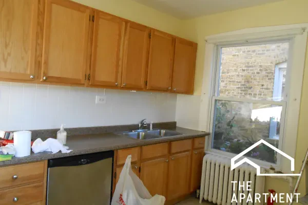 733 Elm Street #304